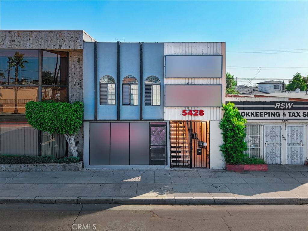 Los Angeles, CA 90022,5428 E Beverly BLVD