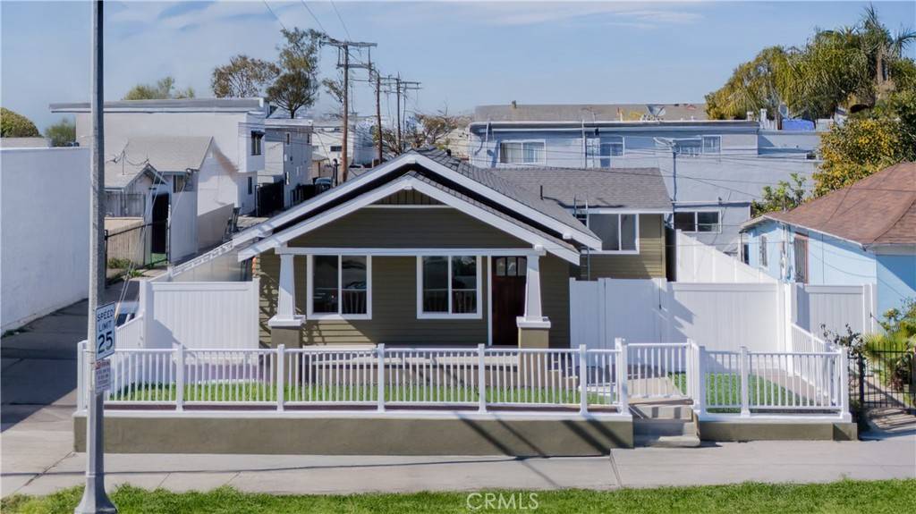 Long Beach, CA 90813,1027 E 10th St