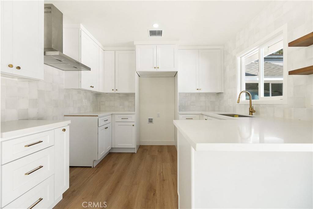 Long Beach, CA 90813,1027 E 10th St
