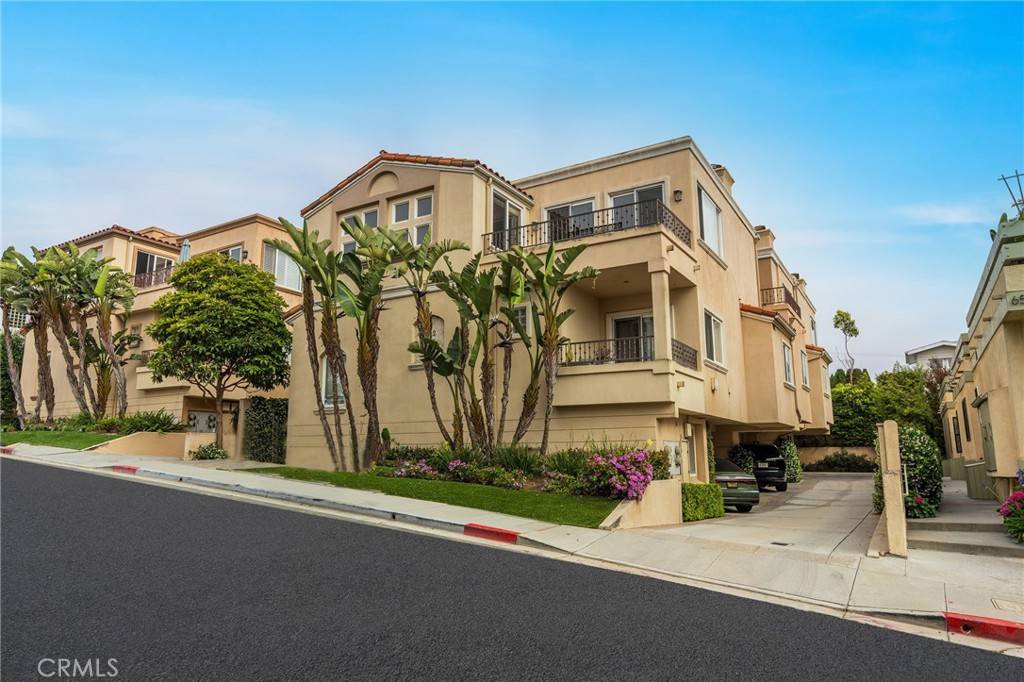 Hermosa Beach, CA 90254,710 11th ST