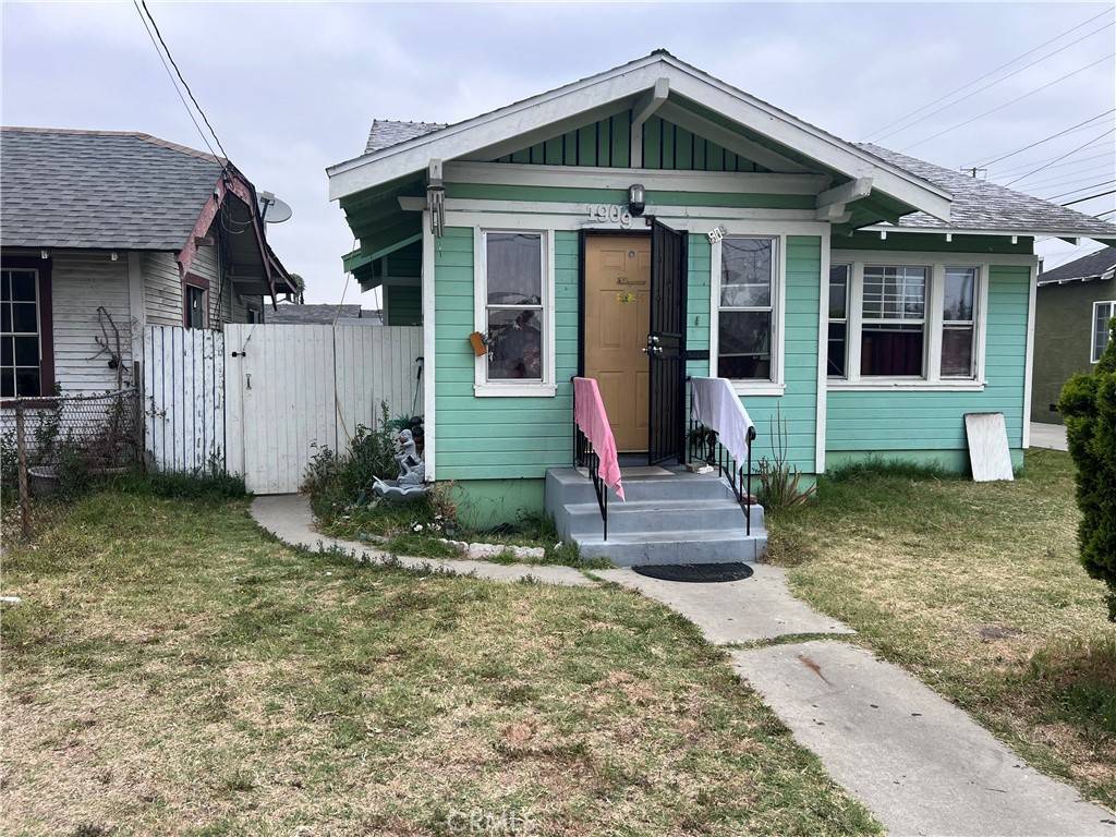 Long Beach, CA 90805,1909 E 59th ST