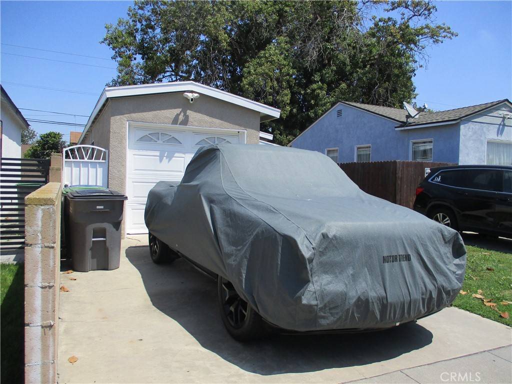 Long Beach, CA 90810,2713 E Monroe ST