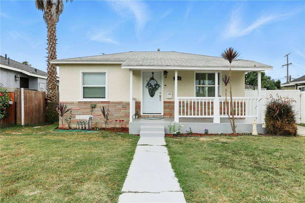 Compton, CA 90220,210 W Tichenor ST