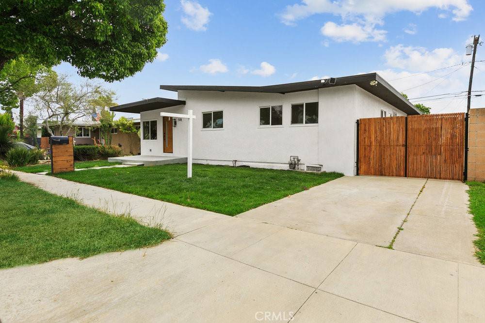 Long Beach, CA 90808,5116 E Wardlow RD