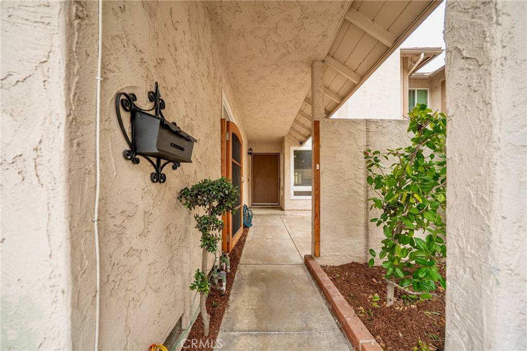 Buena Park, CA 90621,8190 Crowley CIR