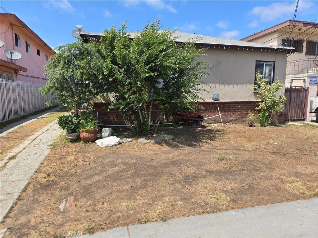County - Los Angeles, CA 90047,1609 W 107th ST