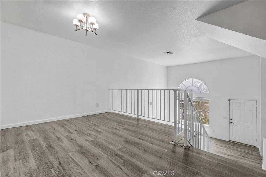 Northridge, CA 91325,8741 Darby AVE #10