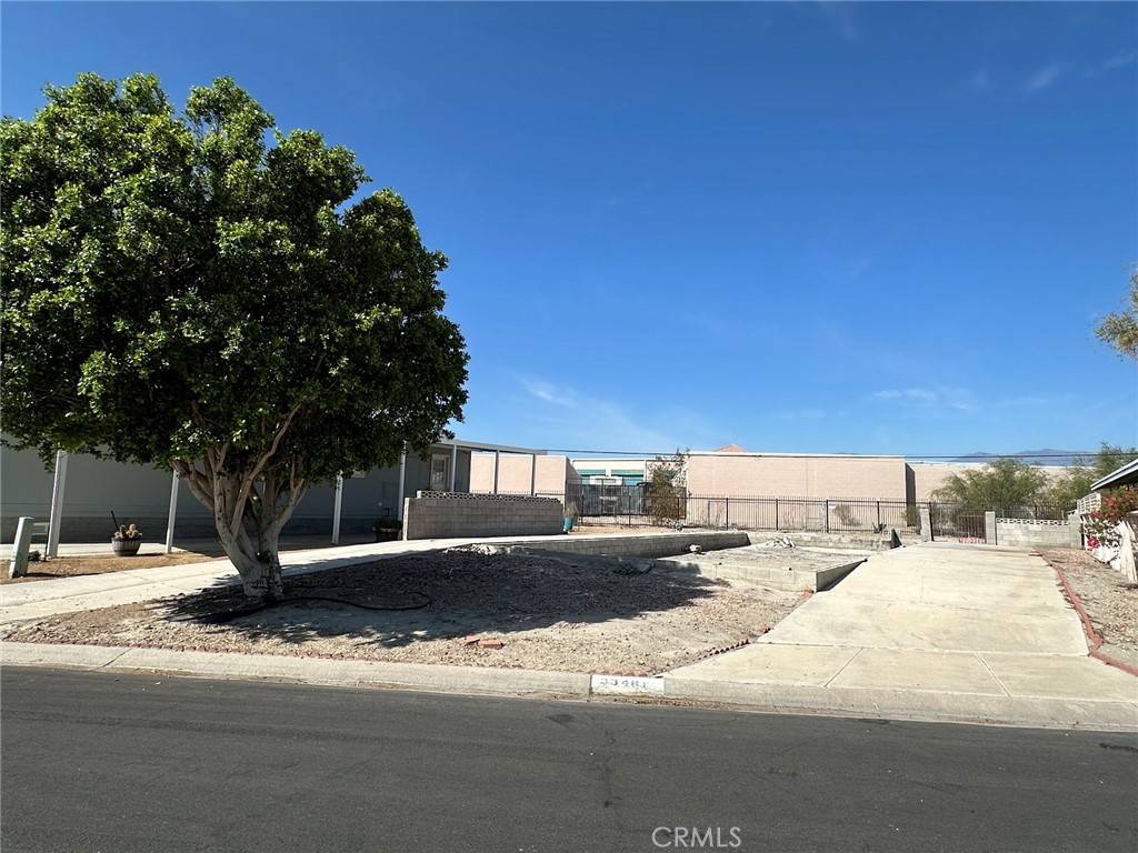 Thousand Palms, CA 92276,33481 Westchester Dr