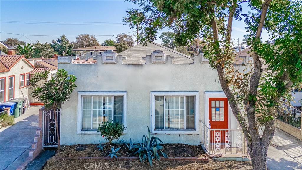 South Gate, CA 90280,8464 California AVE