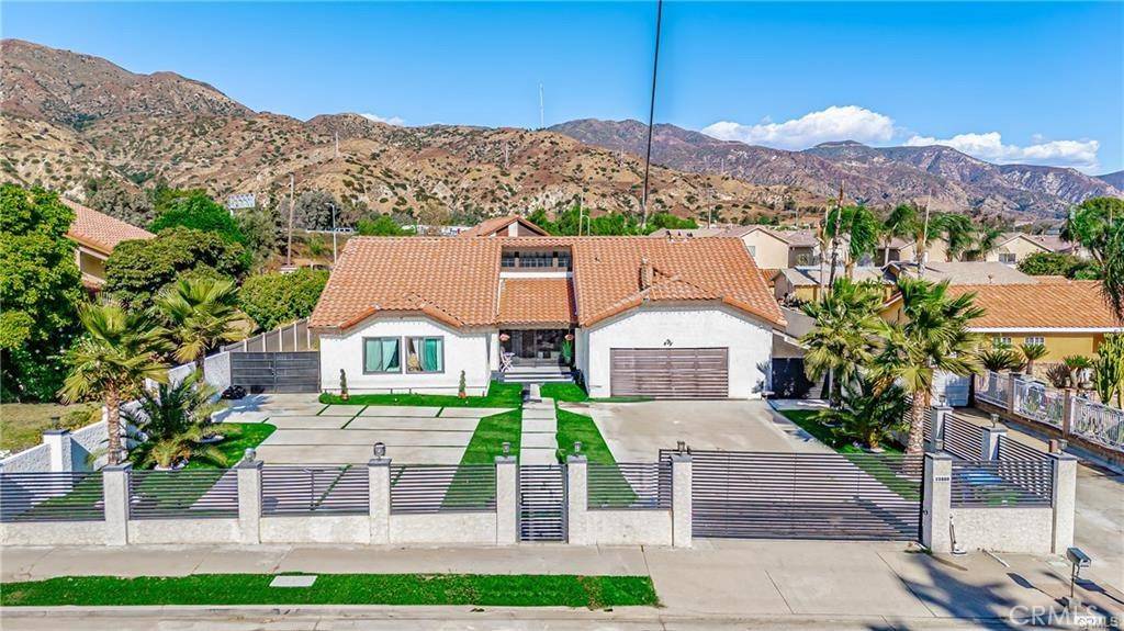Sylmar, CA 91342,13800 Glenoaks BLVD