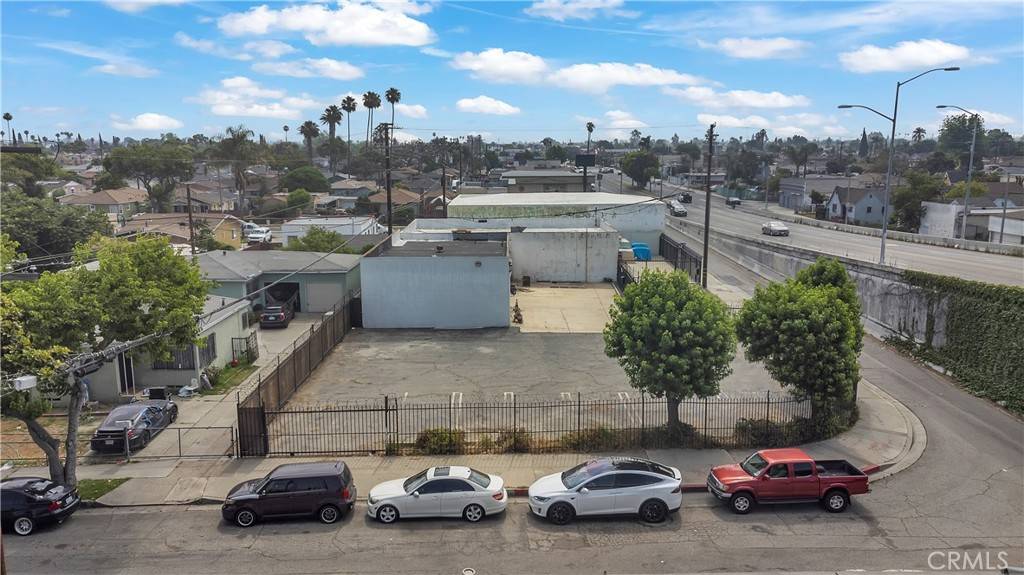 Compton, CA 90221,1102 N Rose AVE