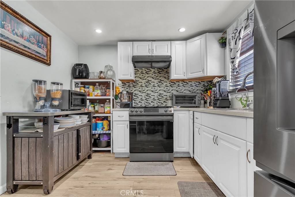 Baldwin Park, CA 91706,3738 A Ahern DR