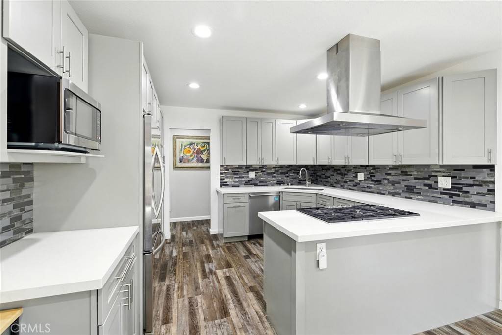 Fullerton, CA 92835,3101 Maple AVE