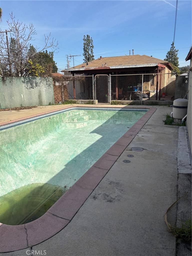 Pico Rivera, CA 90660,4203 Deland AVE