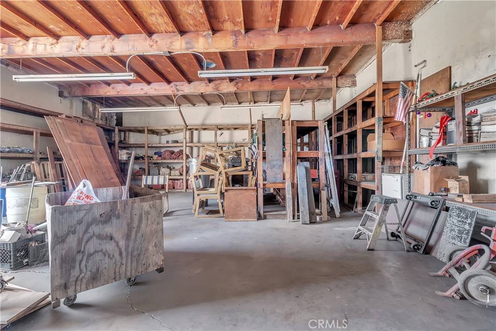 Compton, CA 90221,411 E Rosecrans AVE