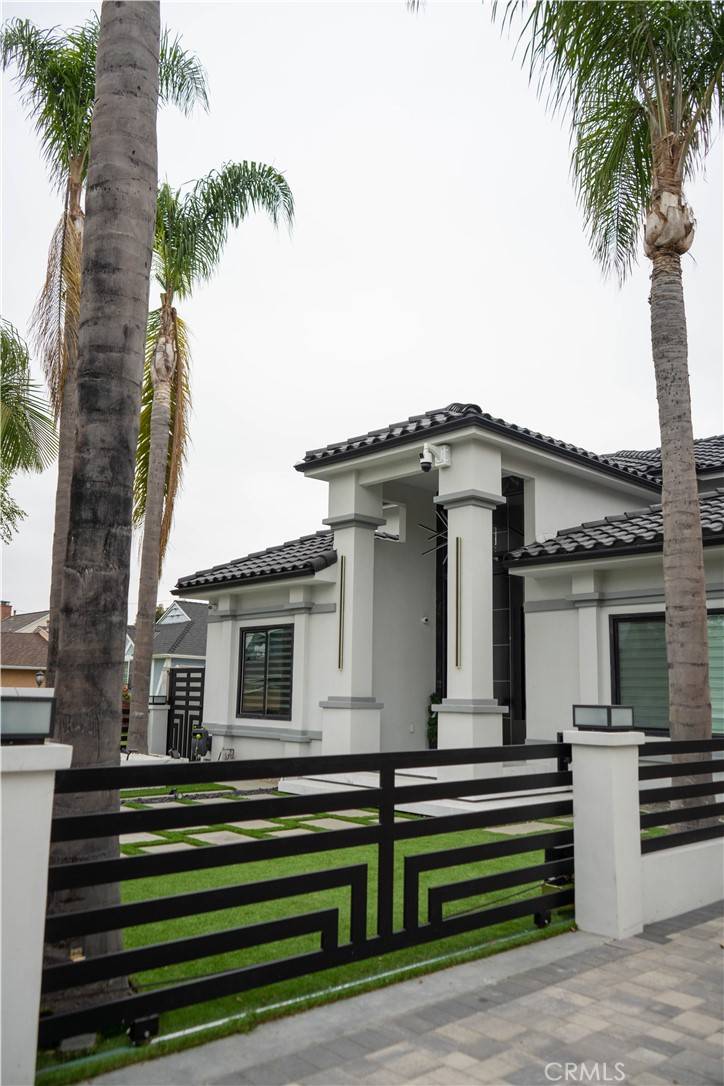 Downey, CA 90241,9359 Cecilia ST