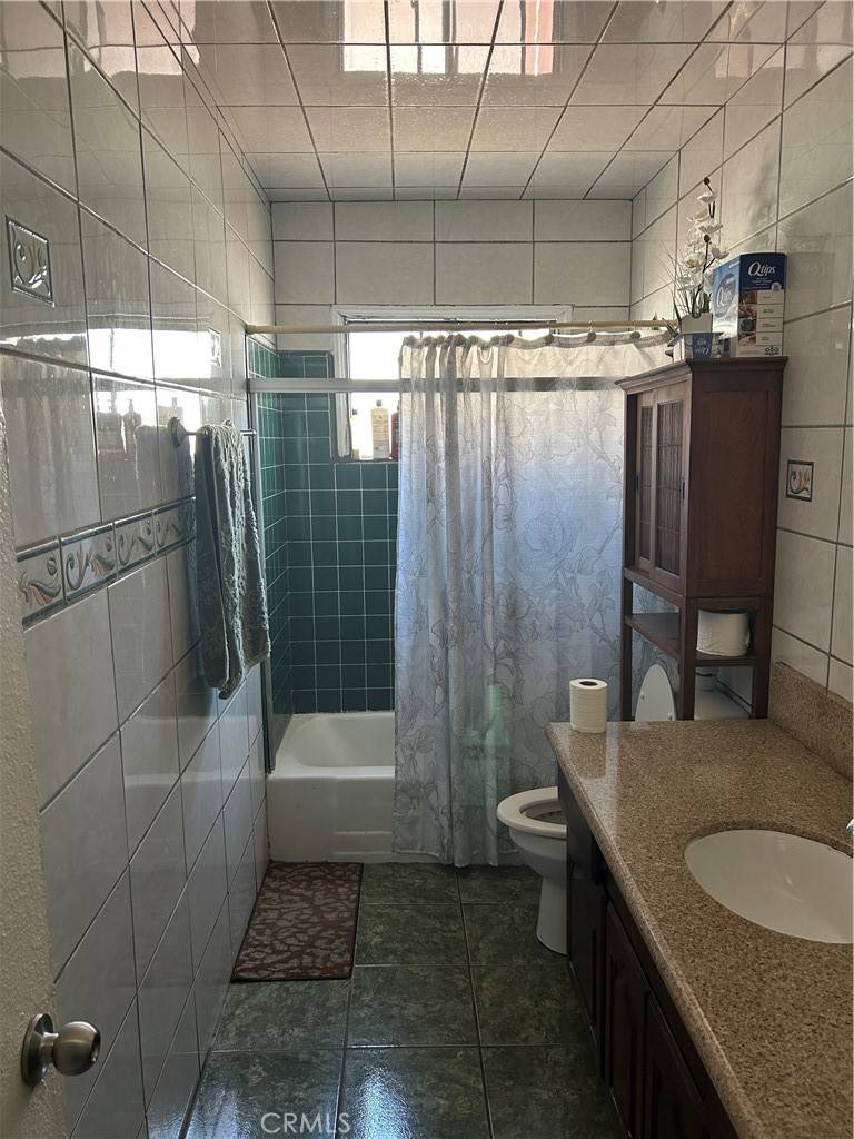 Inglewood, CA 90303,3700 W 105th ST