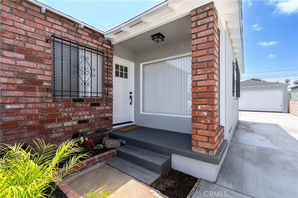 Compton, CA 90220,2408 W Corydon ST