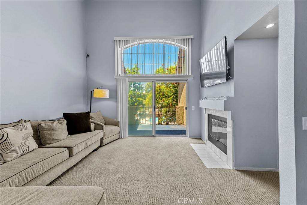 Corona, CA 92879,2901 Via Milano #103