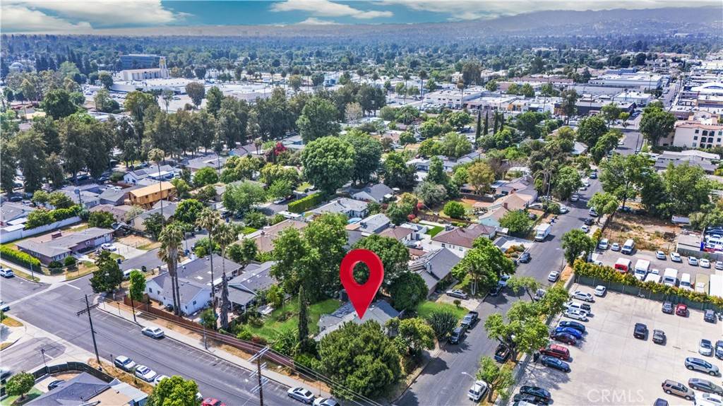 Reseda, CA 91335,7356 Darby AVE