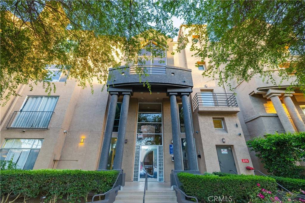 Long Beach, CA 90802,640 W 4th ST #308