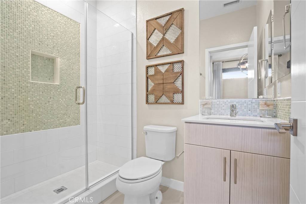 Montebello, CA 90640,1019 Sequoia PL