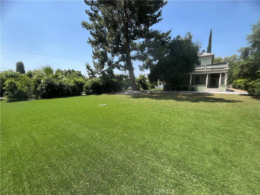 Highland, CA 92346,6986 Church AVE