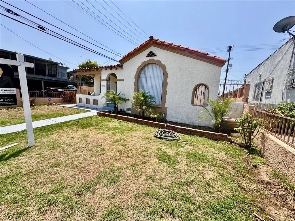 Los Angeles, CA 90047,1412 W 89th ST