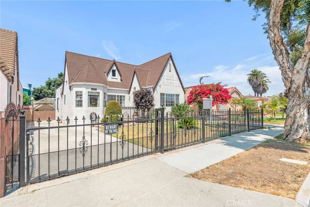 South Gate, CA 90280,8177 Evergreen AVE