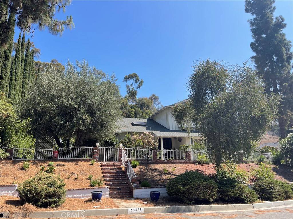 Whittier, CA 90601,13875 Philadelphia ST