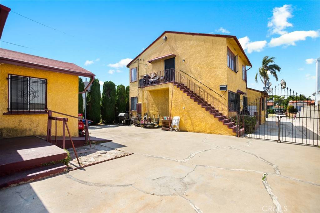 Los Angeles, CA 90047,1426 W 83rd St