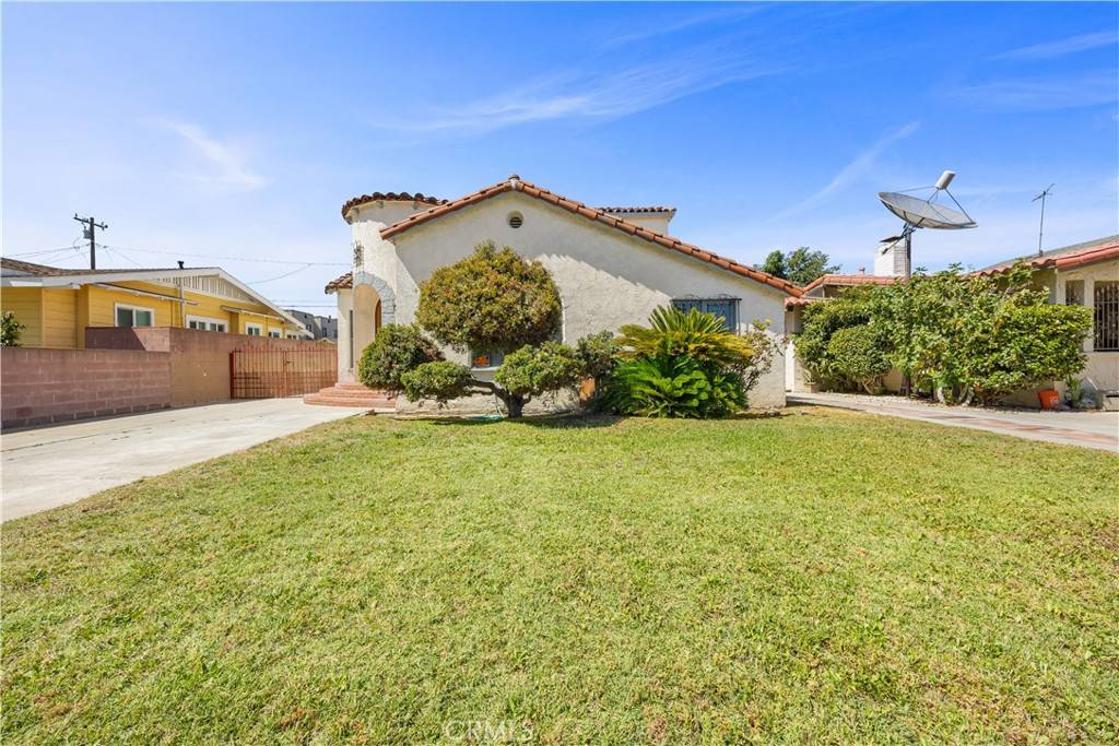 Huntington Park, CA 90255,2749 Hope ST