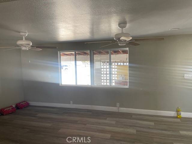 Rosamond, CA 93560,1925 62nd St W.