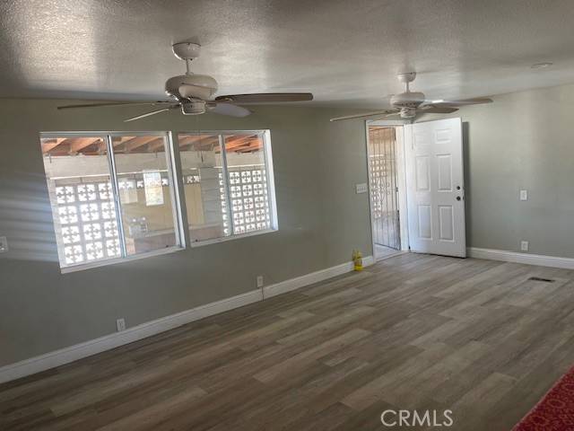 Rosamond, CA 93560,1925 62nd St W.