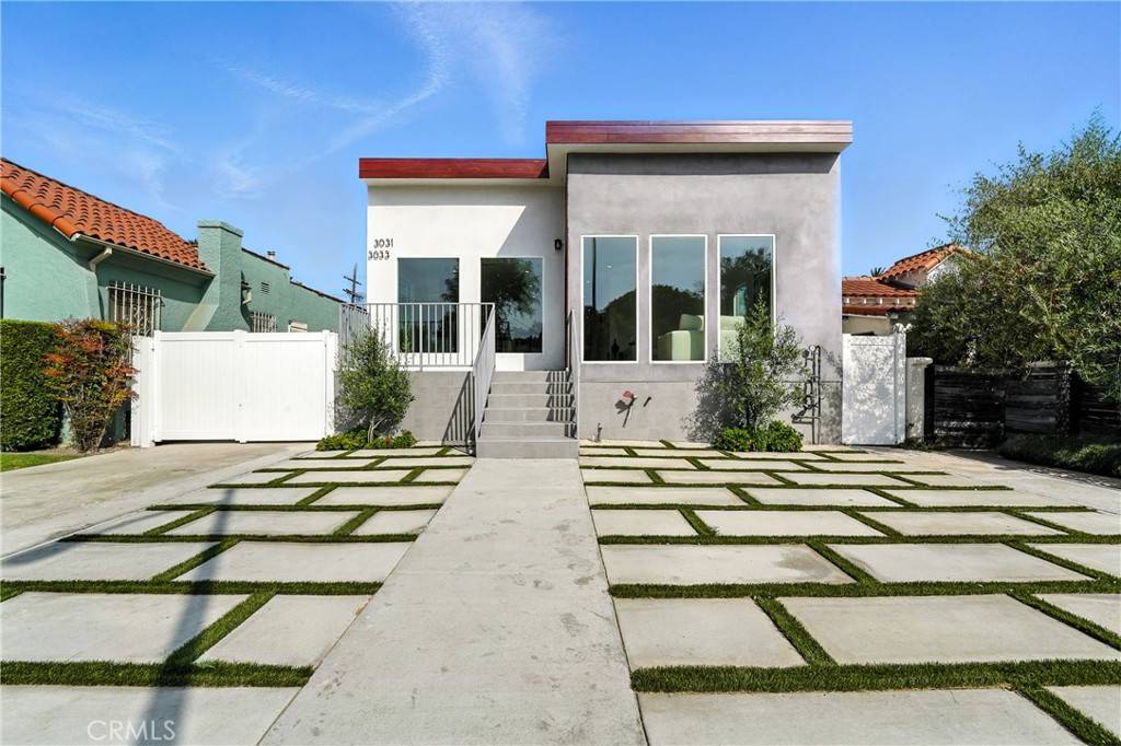 Los Angeles, CA 90016,3031 3033 Vineyard AVE
