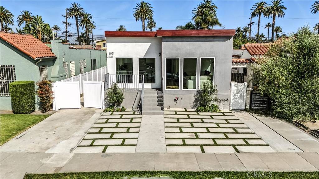Los Angeles, CA 90016,3031 3033 Vineyard AVE