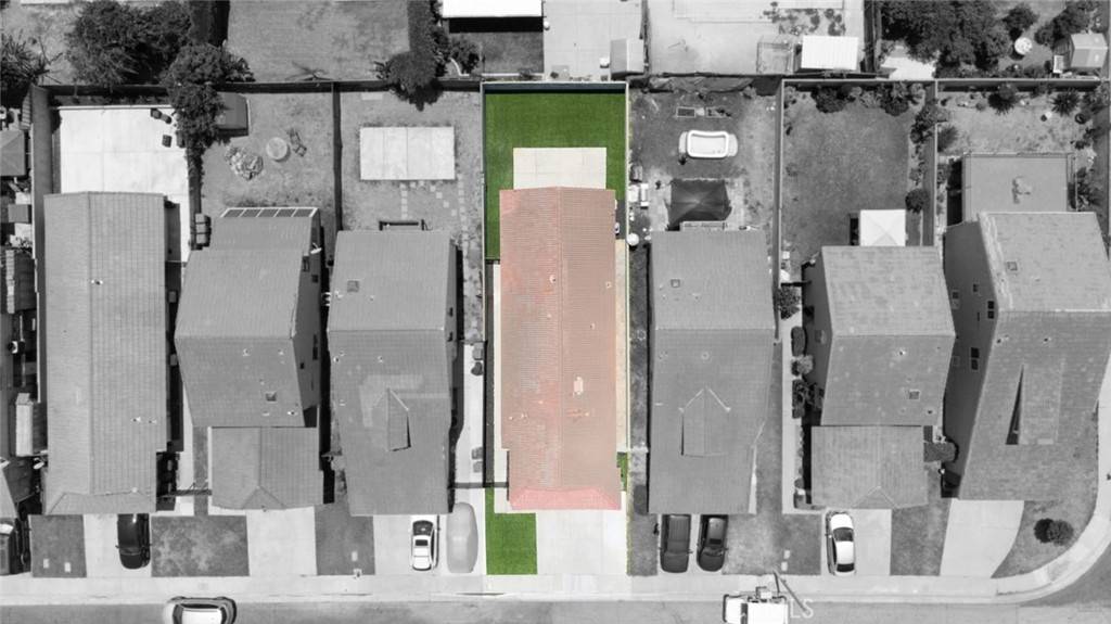 Compton, CA 90220,530 W Cypress ST