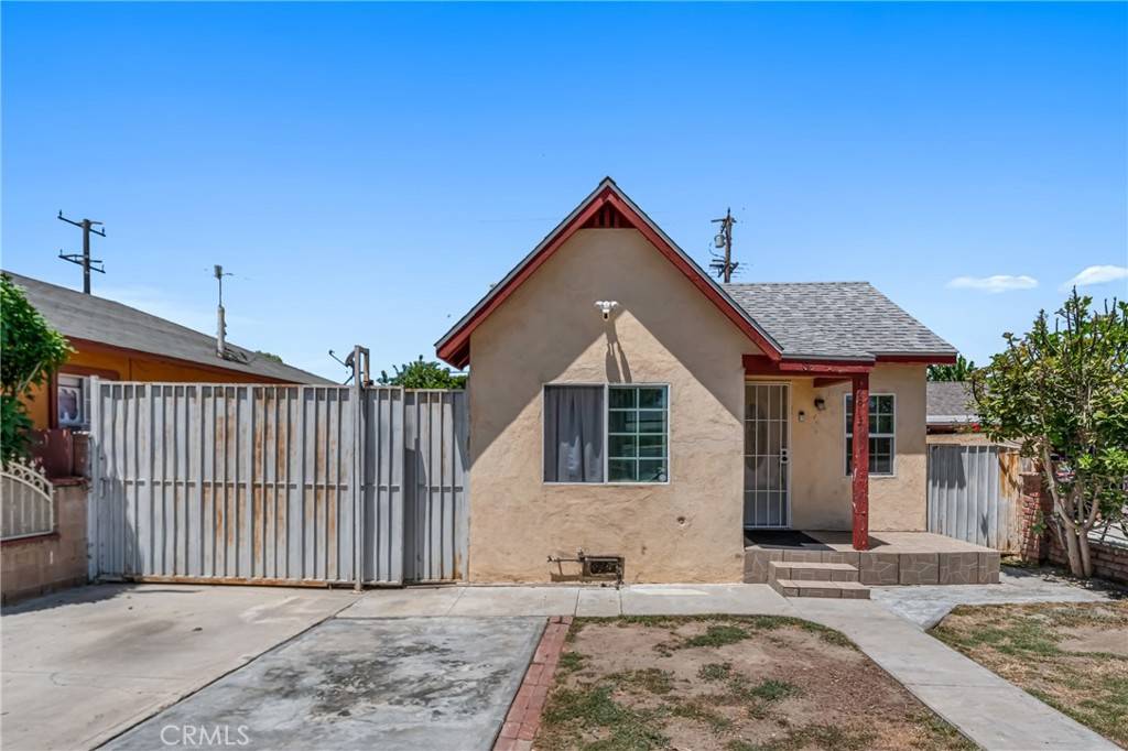 Compton, CA 90221,12813 S Harris AVE