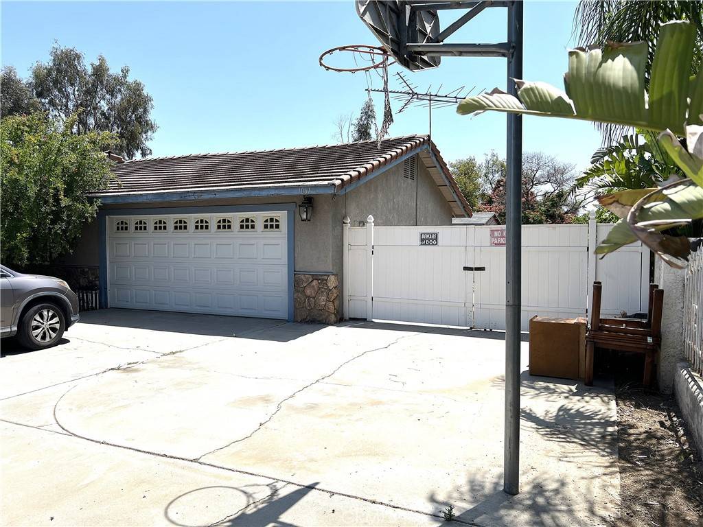 Perris, CA 92571,1061 N Perris BLVD