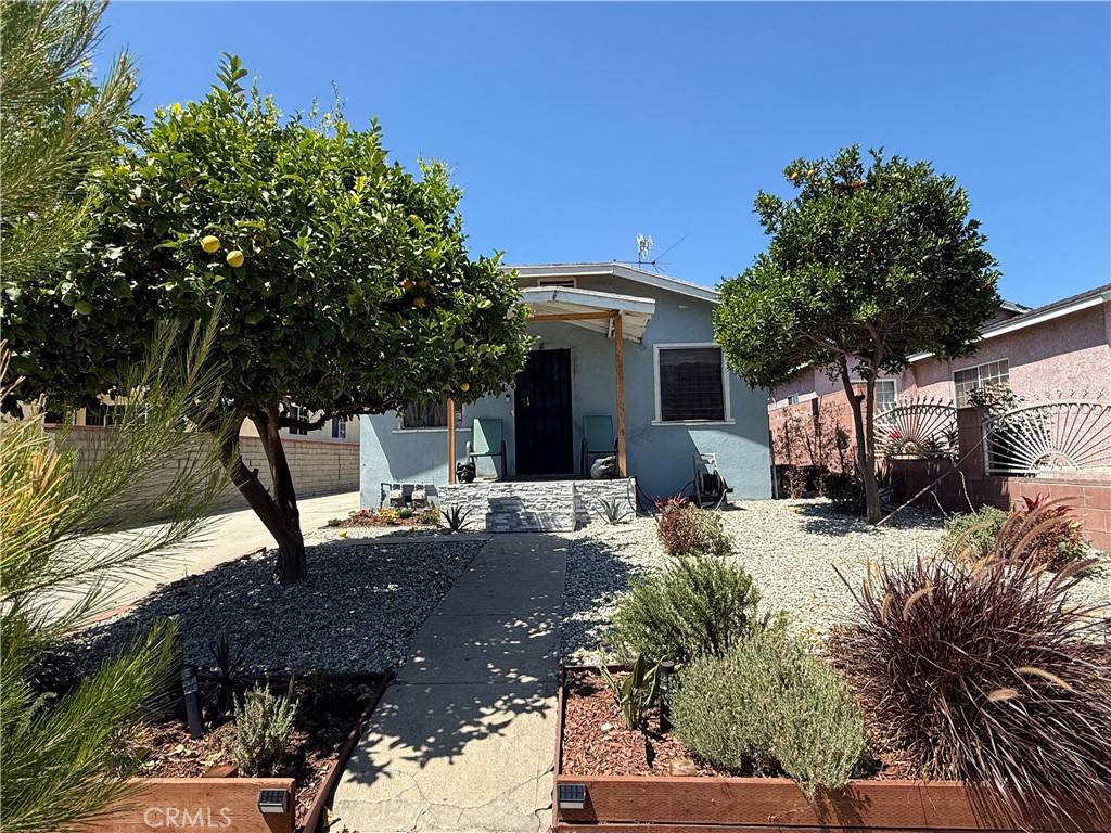 South Gate, CA 90280,2817 Indiana Avenue