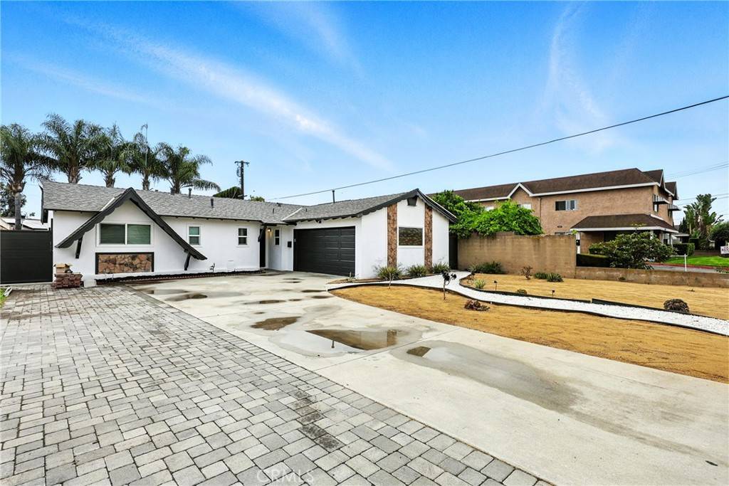 La Palma, CA 90623,8358 Walker ST