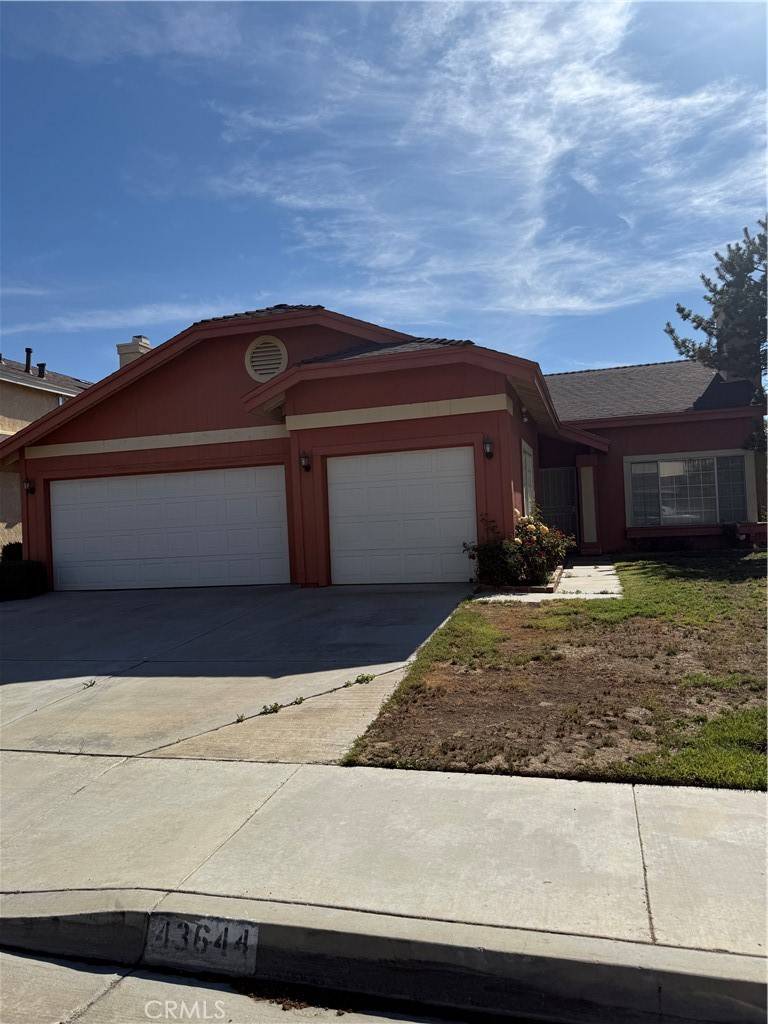 Lancaster, CA 93535,43644 Serenity CT