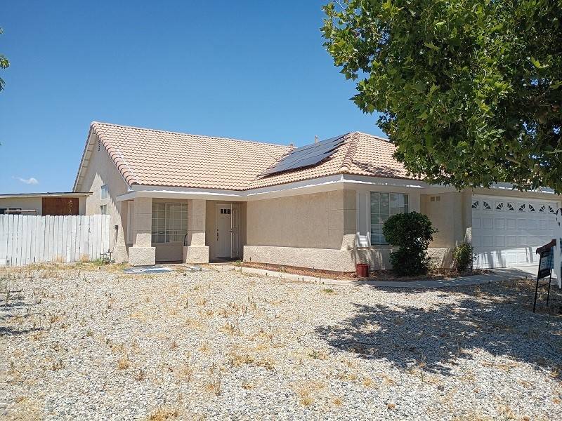 Lancaster, CA 93535,43525 Palos WAY