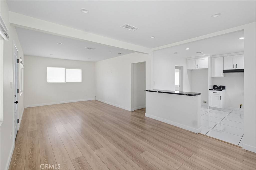 Montebello, CA 90640,236 S 5th ST