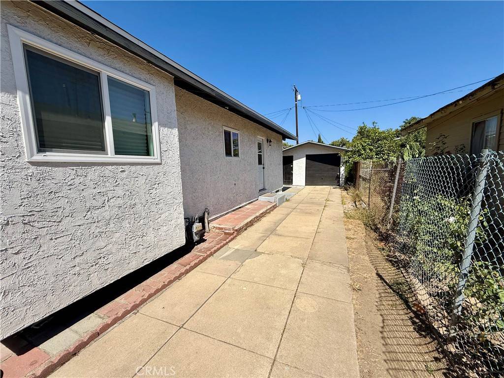 Montebello, CA 90640,236 S 5th ST