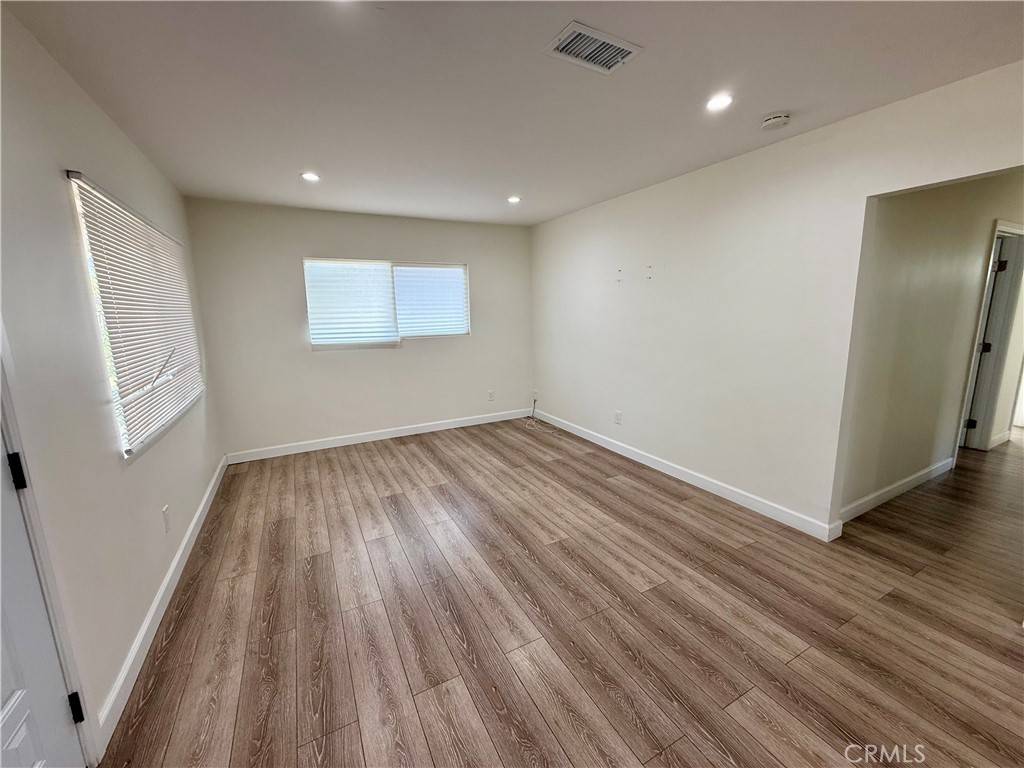 Montebello, CA 90640,236 S 5th ST