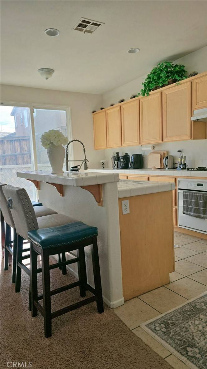 Victorville, CA 92392,13749 Starshine DR