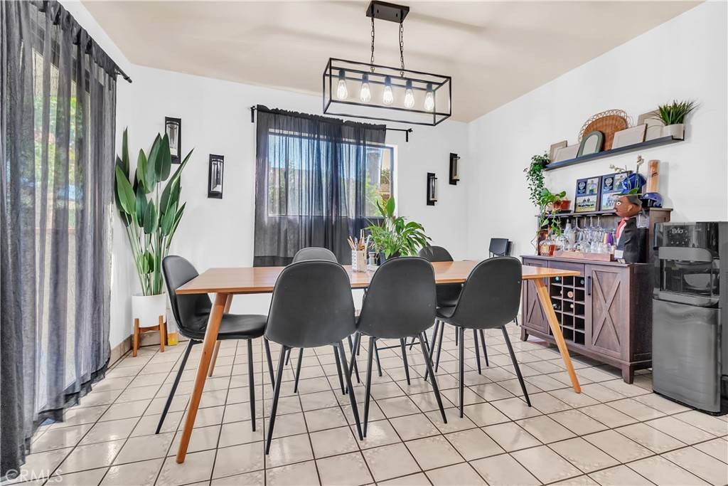 Pico Rivera, CA 90660,7708 Birchleaf AVE