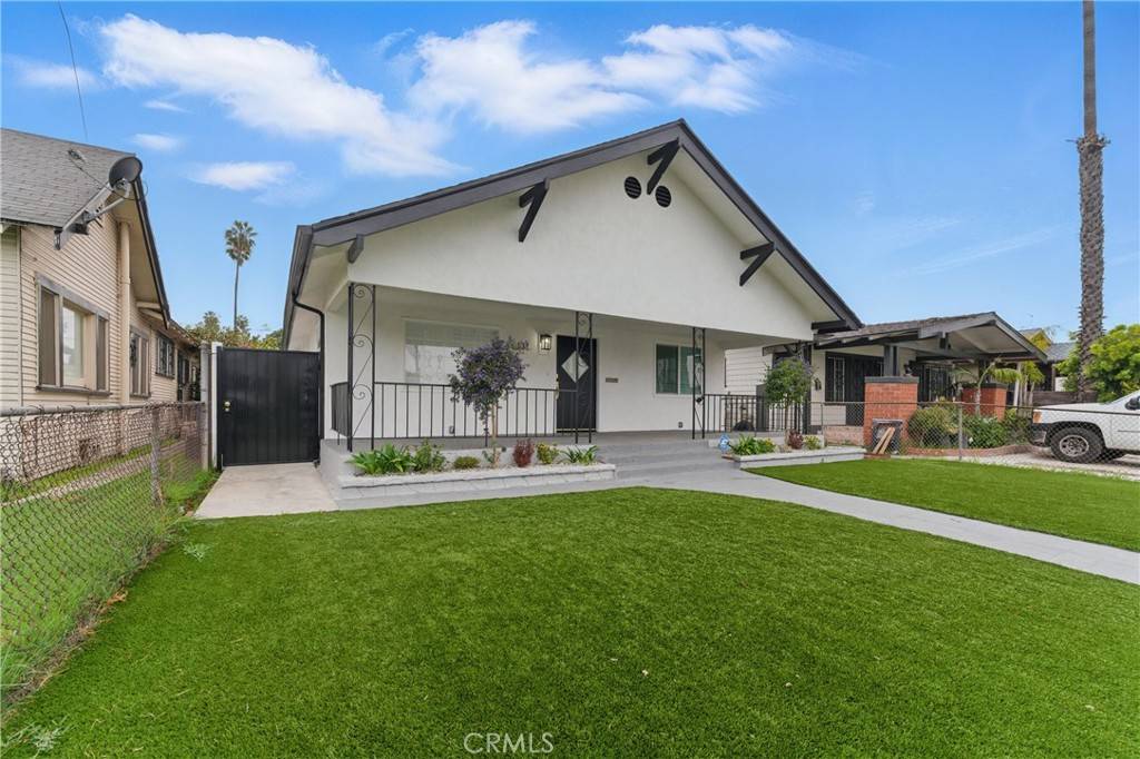 Los Angeles, CA 90062,5171 S Wilton PL