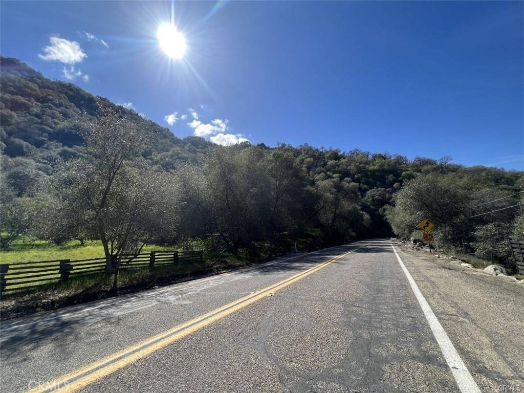 Three Rivers, CA 93271,45580 Sierra DR